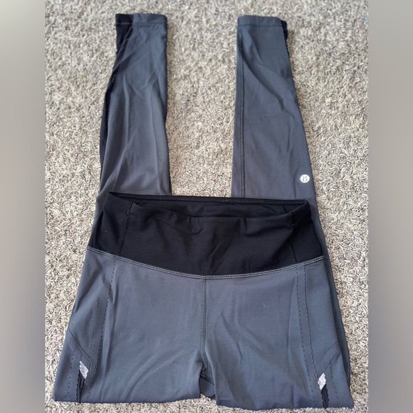 Women’s Lululemon Smooth Stride Tight Legging Blue Tied/Black Size 6 - Picture 2 of 15